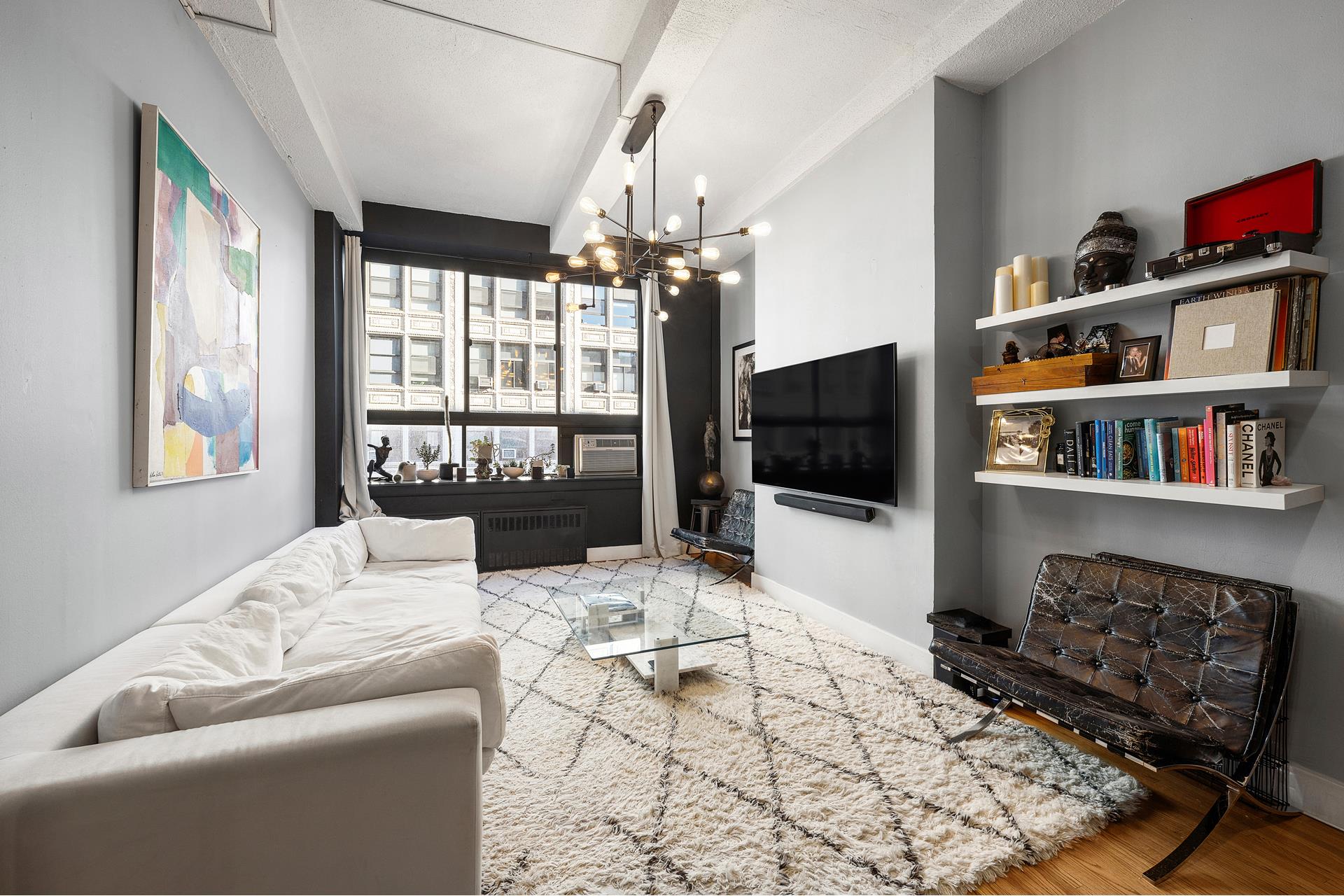 12 East 22nd Street 5D, Flatiron, Downtown, NYC - 1 Bedrooms  
1 Bathrooms  
3 Rooms - 