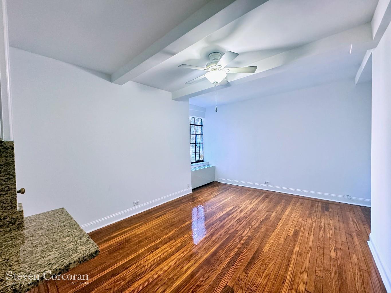 25 Tudor City Place 1717, Midtown East, Midtown East, NYC - 1 Bathrooms  
2 Rooms - 