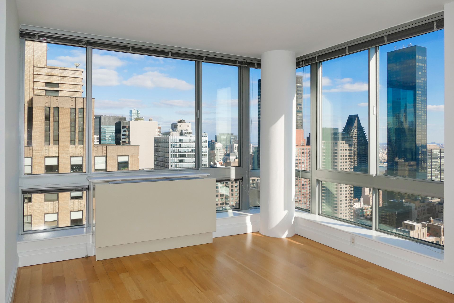 150 East 44th Street 47-C, Turtle Bay, Midtown East, NYC - 1 Bedrooms  
1.5 Bathrooms  
3 Rooms - 