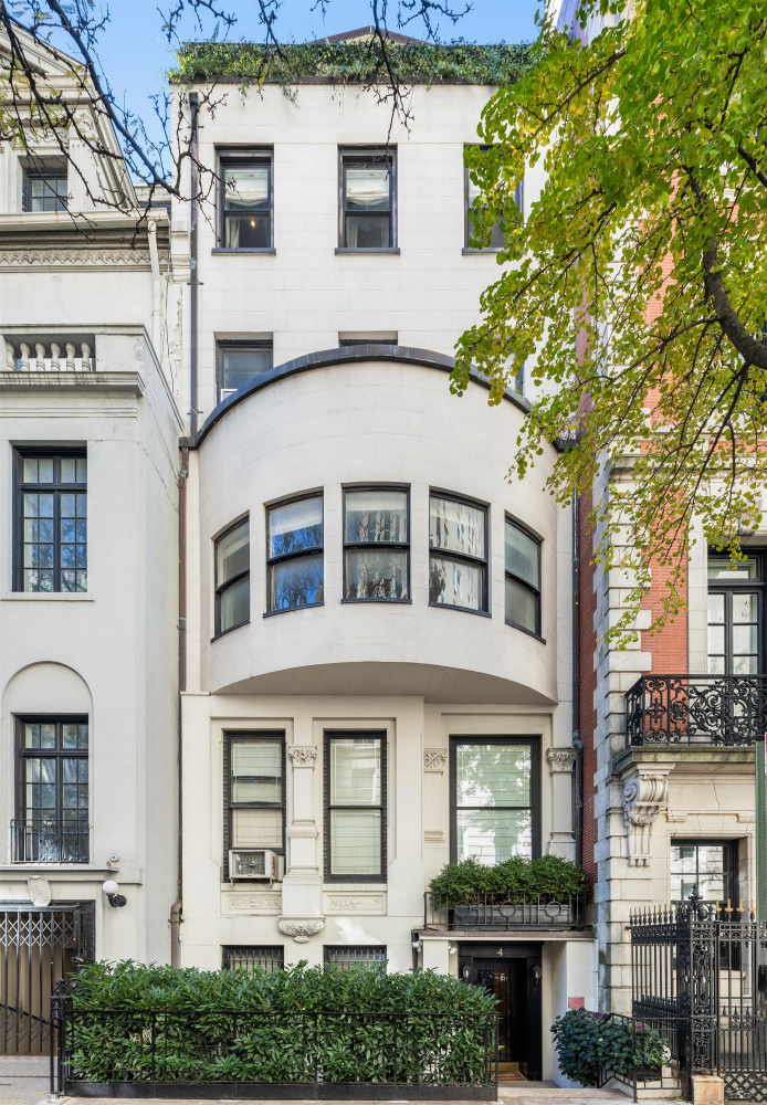 4 East 82nd Street 5, Upper East Side, Upper East Side, NYC - 2 Bedrooms  
2 Bathrooms  
5 Rooms - 