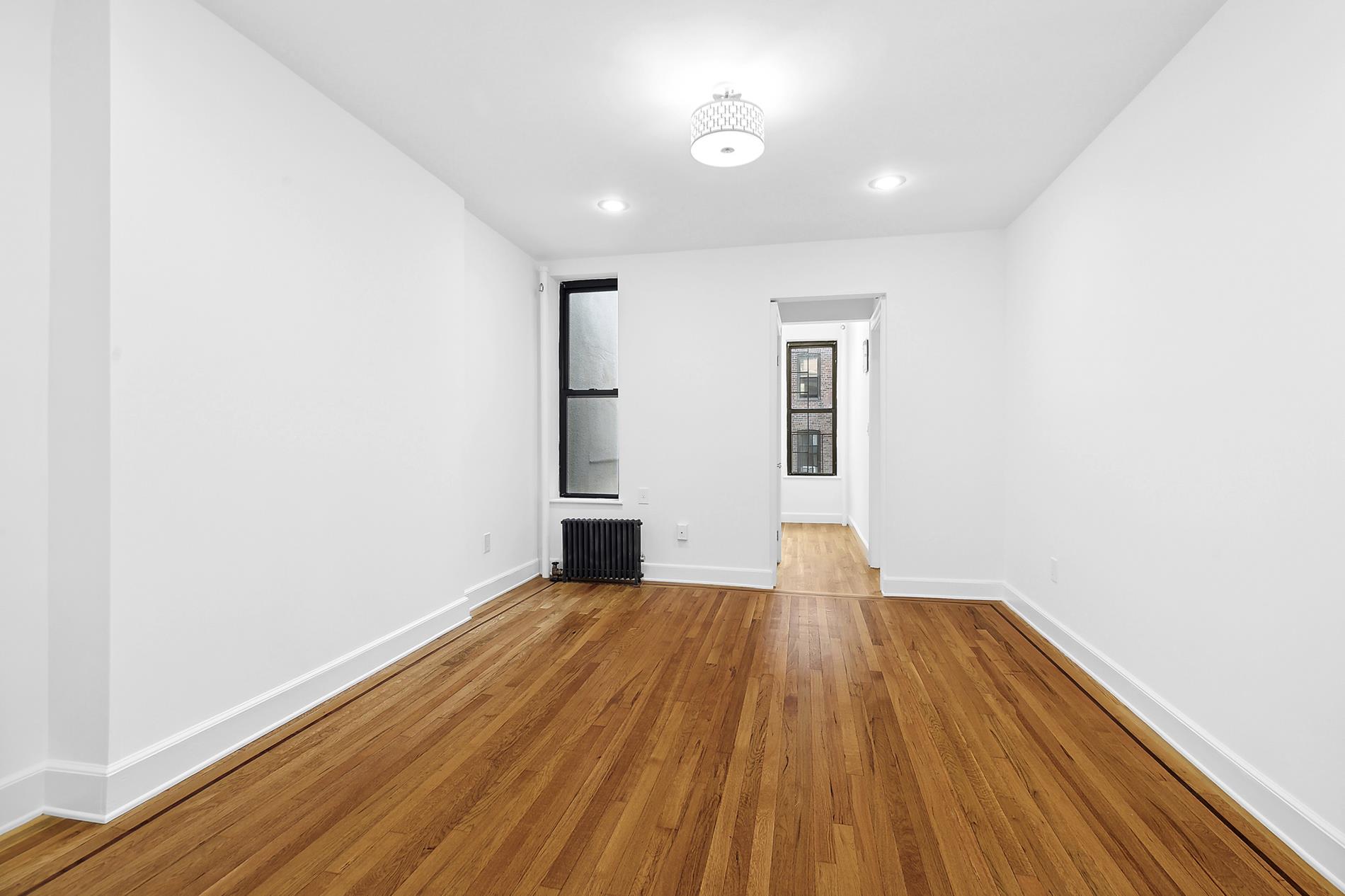 348 East 81st Street 4-C, Upper East Side, Upper East Side, NYC - 1 Bedrooms  
1 Bathrooms  
3 Rooms - 