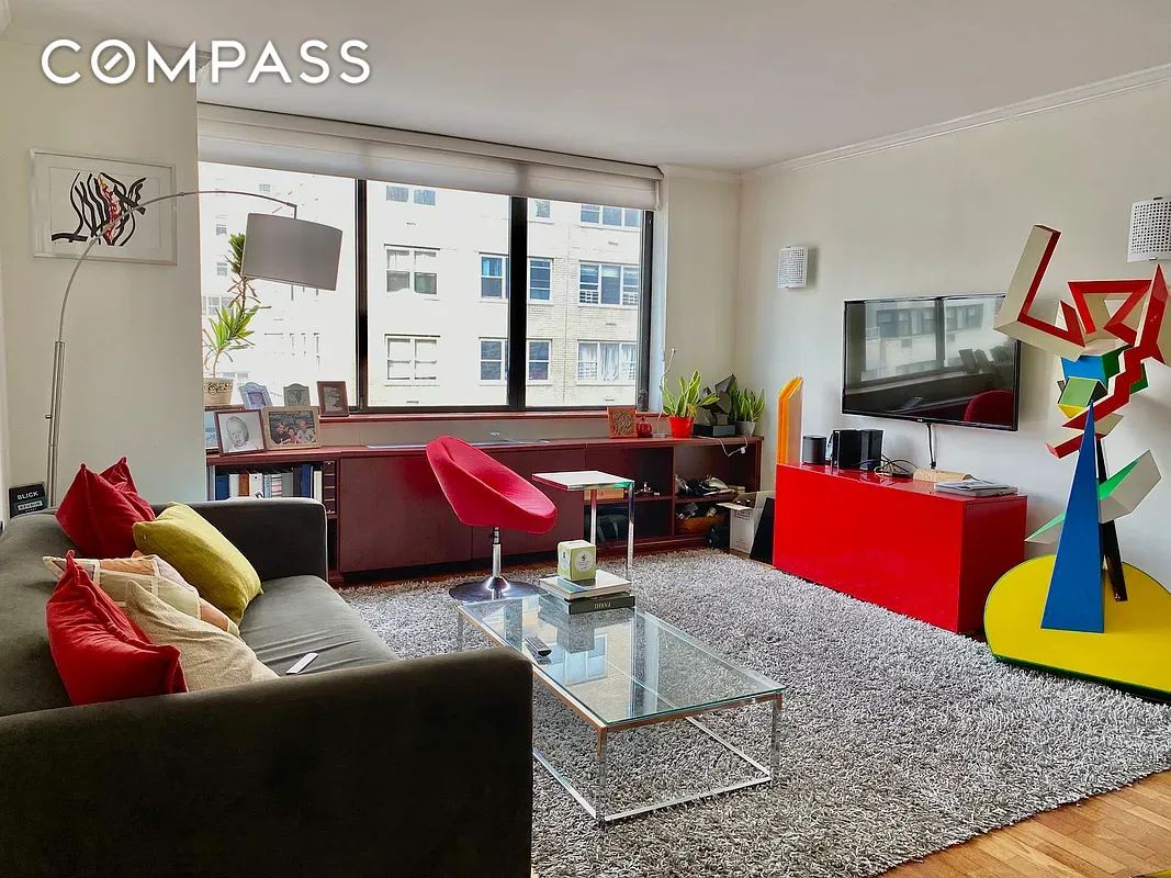 330 East 75th Street 11L, Upper East Side, Upper East Side, NYC - 1 Bedrooms  
1 Bathrooms  
3 Rooms - 