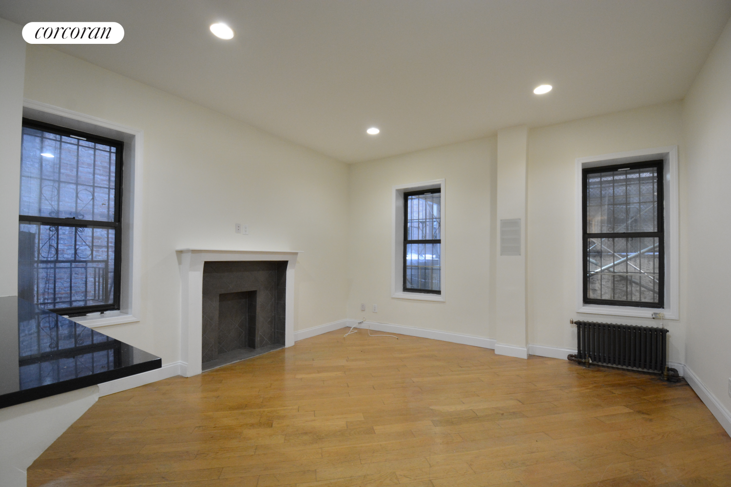 530 West 123rd Street 3, Morningside Heights, Upper Manhattan, NYC - 4 Bedrooms  
2 Bathrooms  
7 Rooms - 