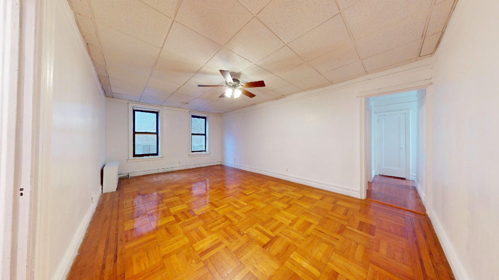 7101 Colonial Road R3h, Bay Ridge, Brooklyn, New York - 1 Bedrooms  
1 Bathrooms  
3 Rooms - 