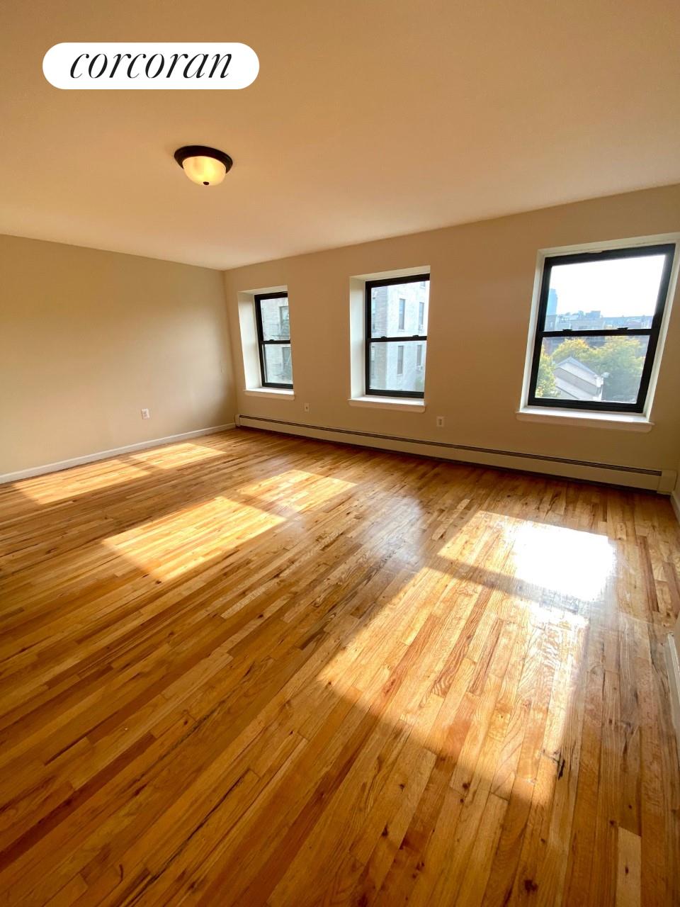 3 West 129th Street 4, Central Harlem, Upper Manhattan, NYC - 1 Bedrooms  
1 Bathrooms  
3 Rooms - 