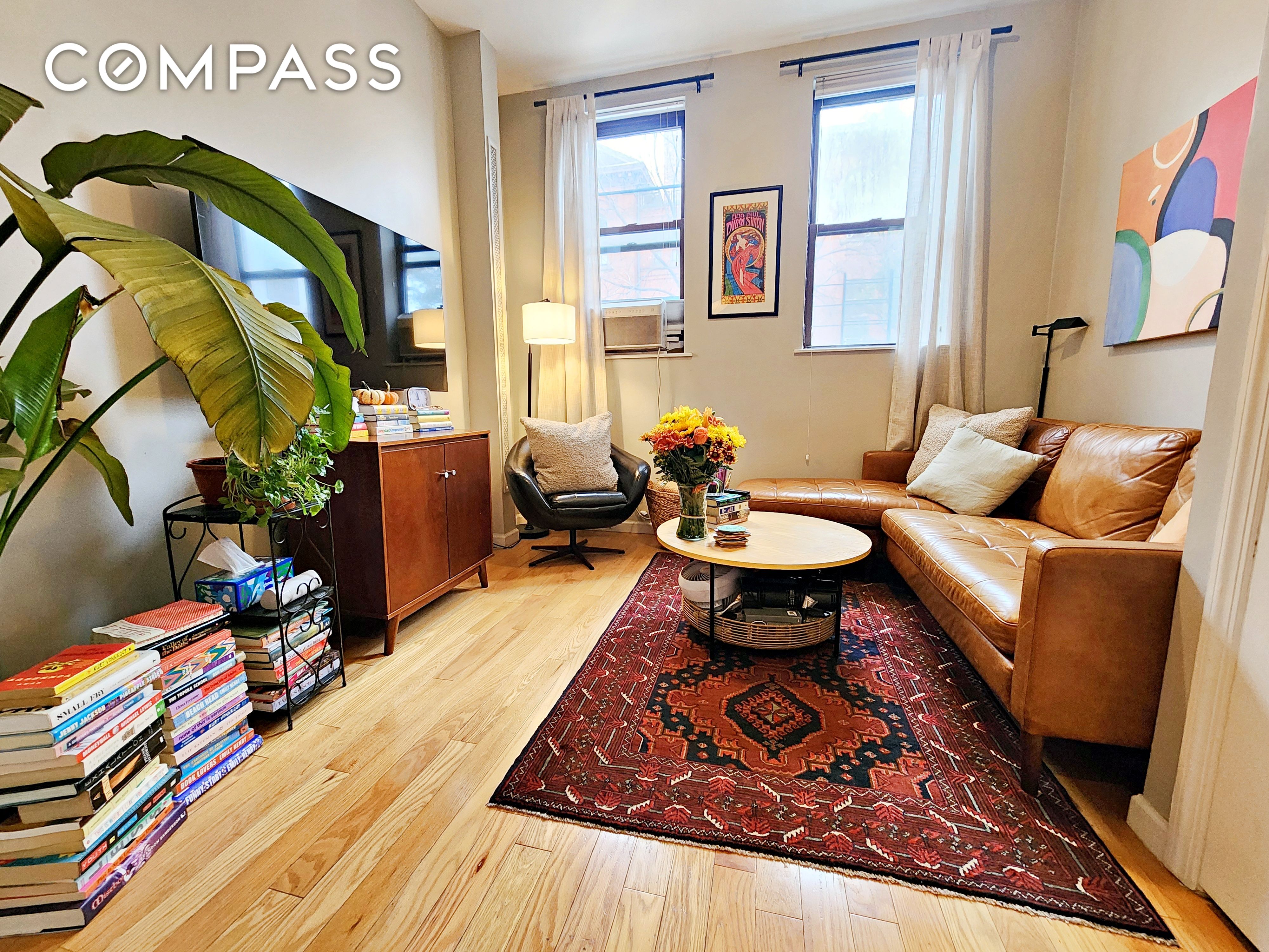 132 Norman Avenue 1R, Greenpoint, Brooklyn, New York - 1 Bedrooms  
1.5 Bathrooms  
3 Rooms - 