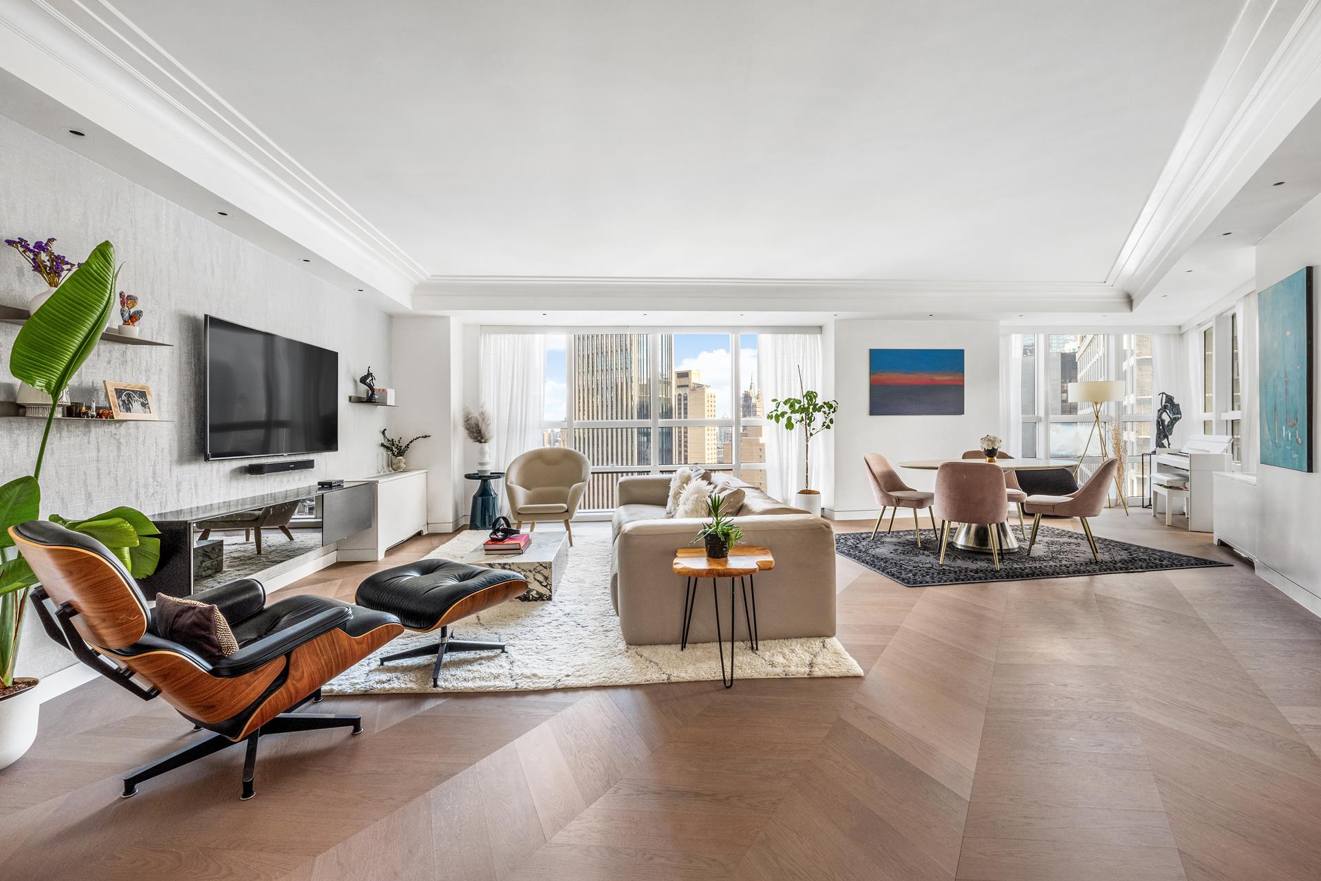 146 West 57th Street 42De, Chelsea And Clinton, Downtown, NYC - 3 Bedrooms  
2.5 Bathrooms  
5 Rooms - 