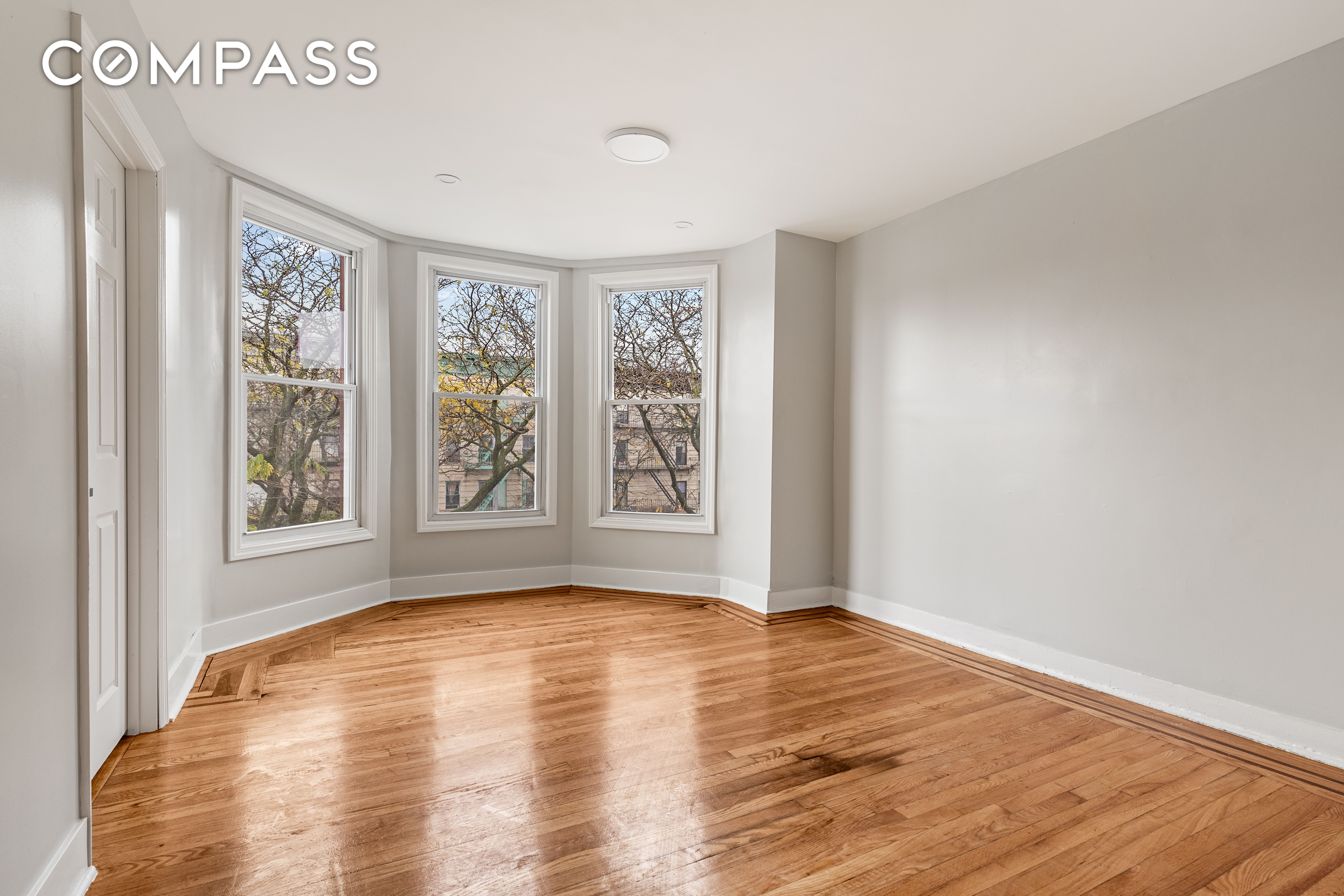 1499 Bushwick Avenue 3, Bushwick, Brooklyn, New York - 3 Bedrooms  
1 Bathrooms  
5 Rooms - 