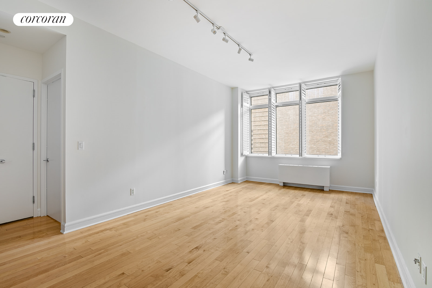 120 Riverside Boulevard 4P, Lincoln Square, Upper West Side, NYC - 1 Bedrooms  
1 Bathrooms  
3 Rooms - 