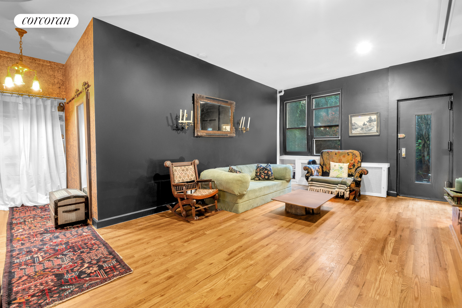 513 East 5th Street 1B, East Village, Downtown, NYC - 1 Bedrooms  
1 Bathrooms  
3 Rooms - 