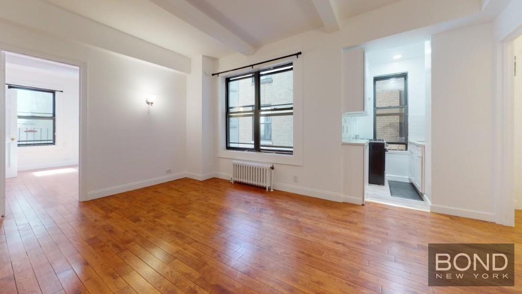 201 East 35th Street 4A, Murray Hill, Midtown East, NYC - 1 Bedrooms  
1 Bathrooms  
4 Rooms - 