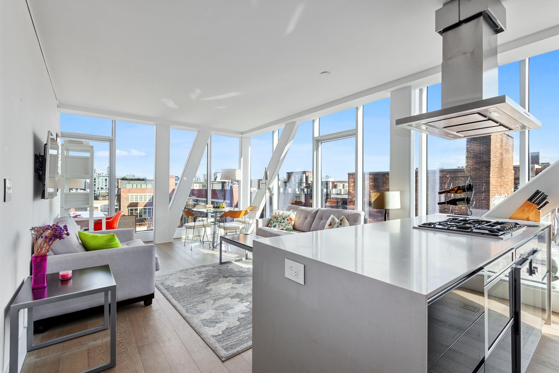 100 Norfolk Street 9C, Lower East Side, Downtown, NYC - 1 Bedrooms  
1.5 Bathrooms  
3 Rooms - 