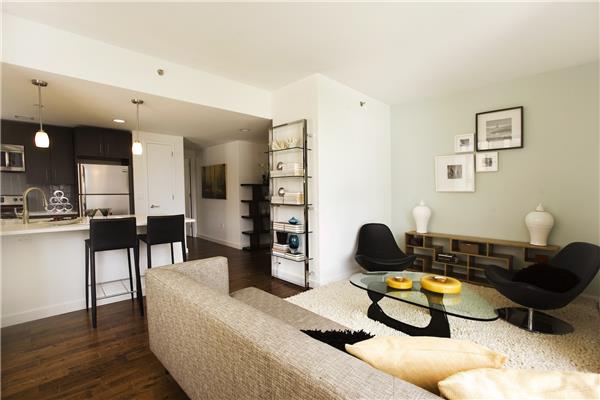 260 West 26th Street 10-K, Chelsea, Downtown, NYC - 2 Bedrooms  
2 Bathrooms  
4 Rooms - 