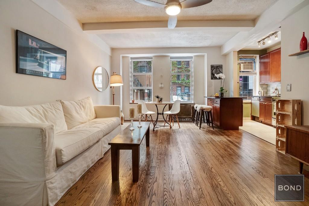 405 West 23rd Street 2L, Chelsea, Downtown, NYC - 1 Bathrooms  
2 Rooms - 