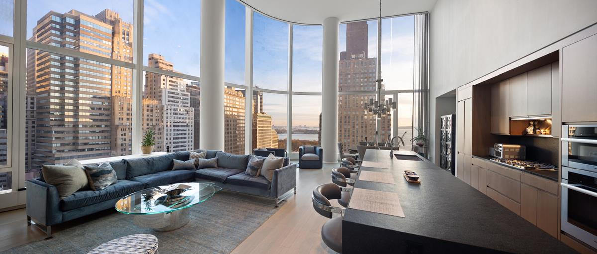 50 West Street 18-B, Financial District, Downtown, NYC - 3 Bedrooms  
3.5 Bathrooms  
6 Rooms - 