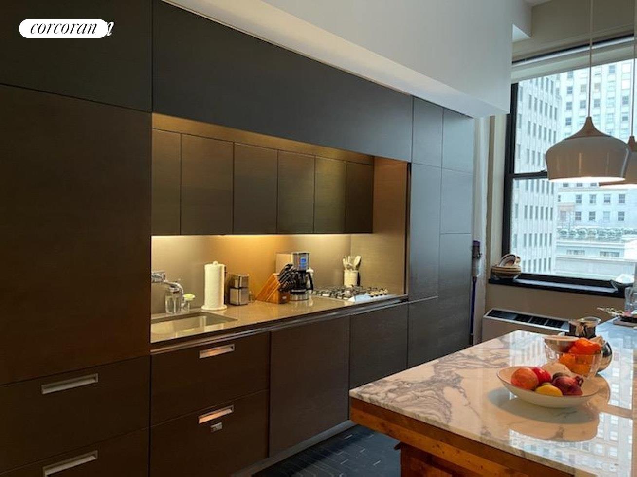 20 Pine Street 708, Financial District, Downtown, NYC - 1 Bedrooms  
1.5 Bathrooms  
4 Rooms - 