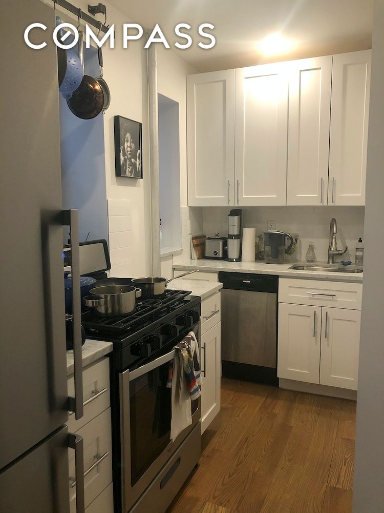 Photo 1 of 115 Carlton Avenue 1F, Fort Greene, New York, $4,150, Web #: 1098380118