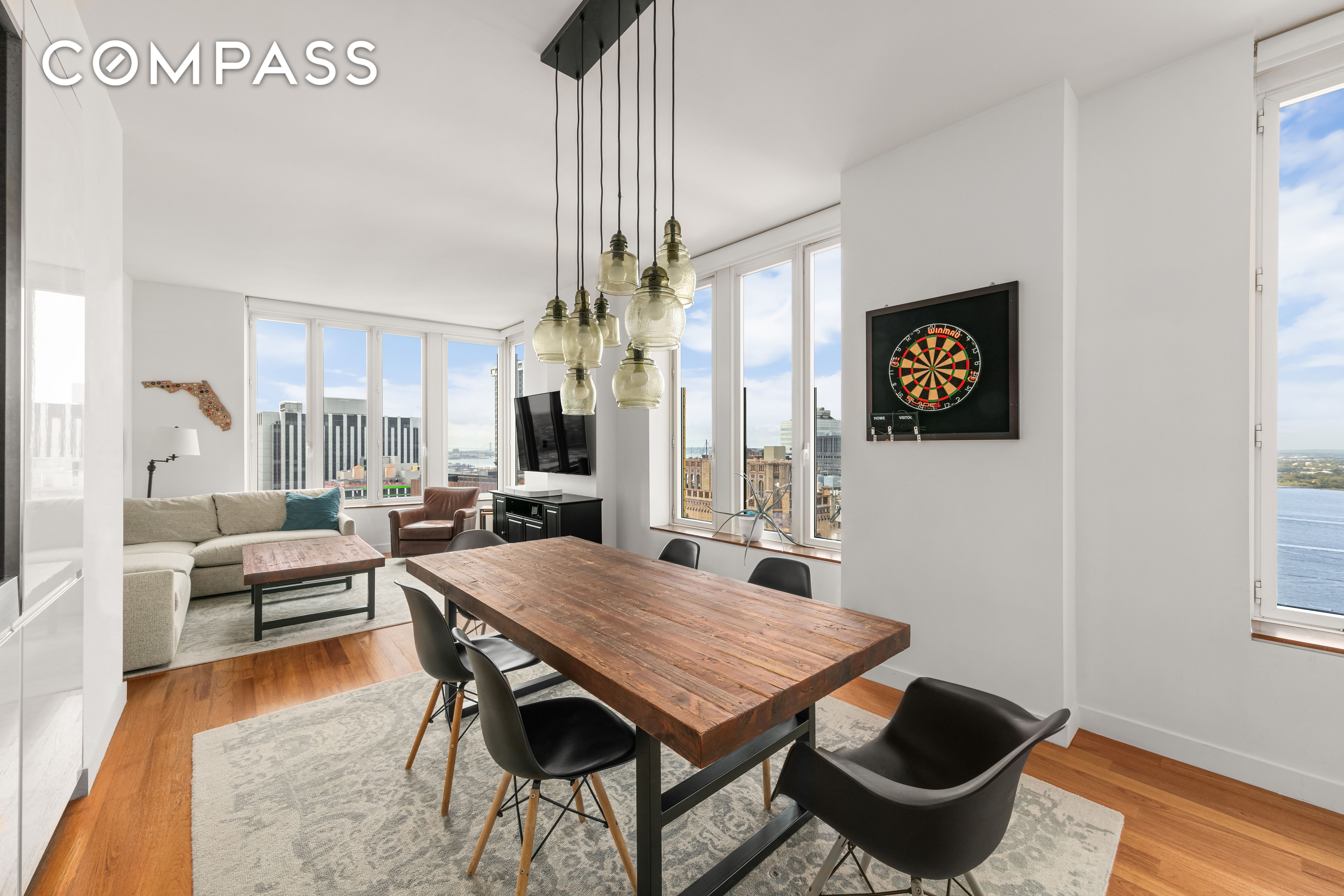 15 William Street 44A, Financial District, Downtown, NYC - 2 Bedrooms  
2 Bathrooms  
4 Rooms - 