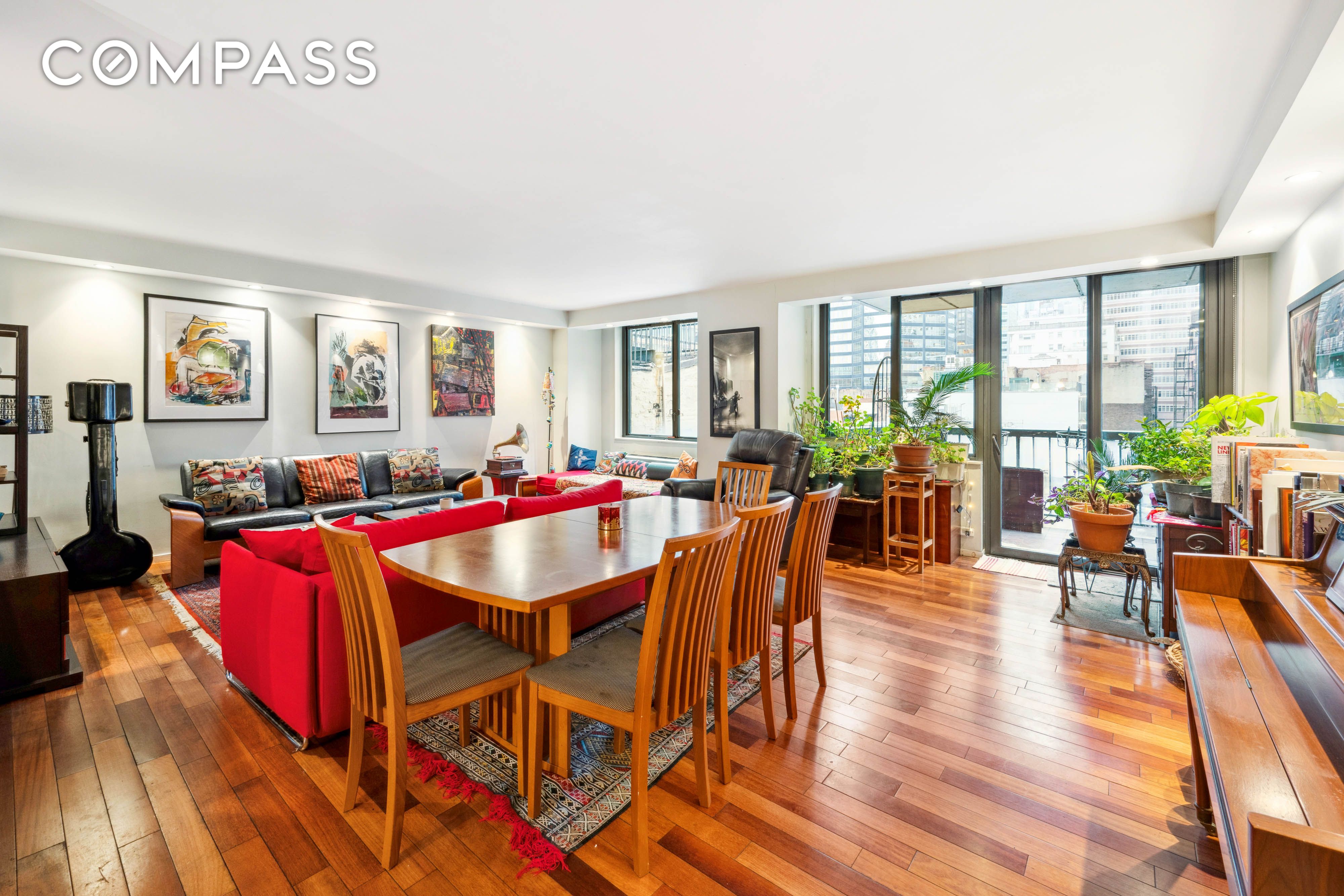 300 East 54th Street 5Cd, Midtown East, Midtown East, NYC - 2 Bedrooms  
2.5 Bathrooms  
4 Rooms - 