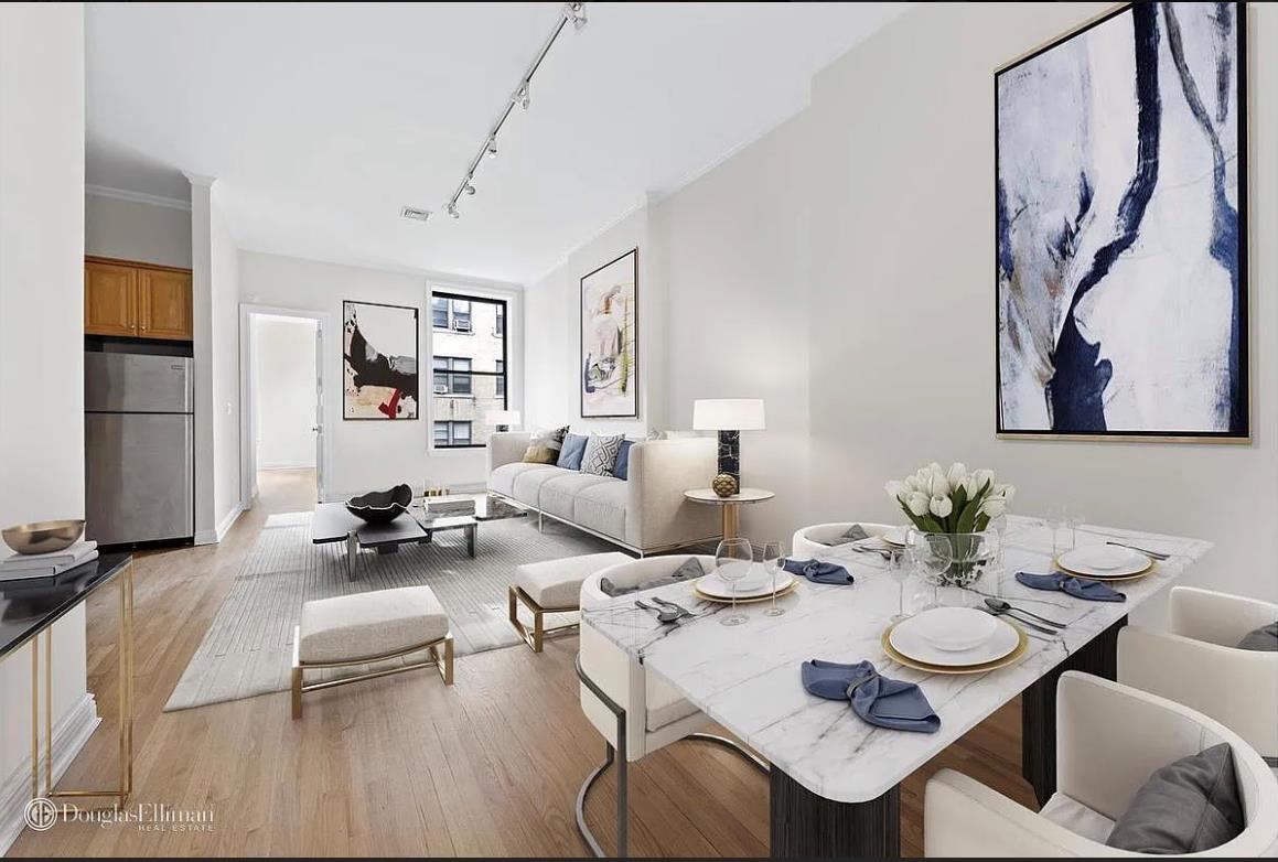 59 West 94th Street 1F, Upper West Side, Upper West Side, NYC - 2 Bedrooms  
2 Bathrooms  
4 Rooms - 