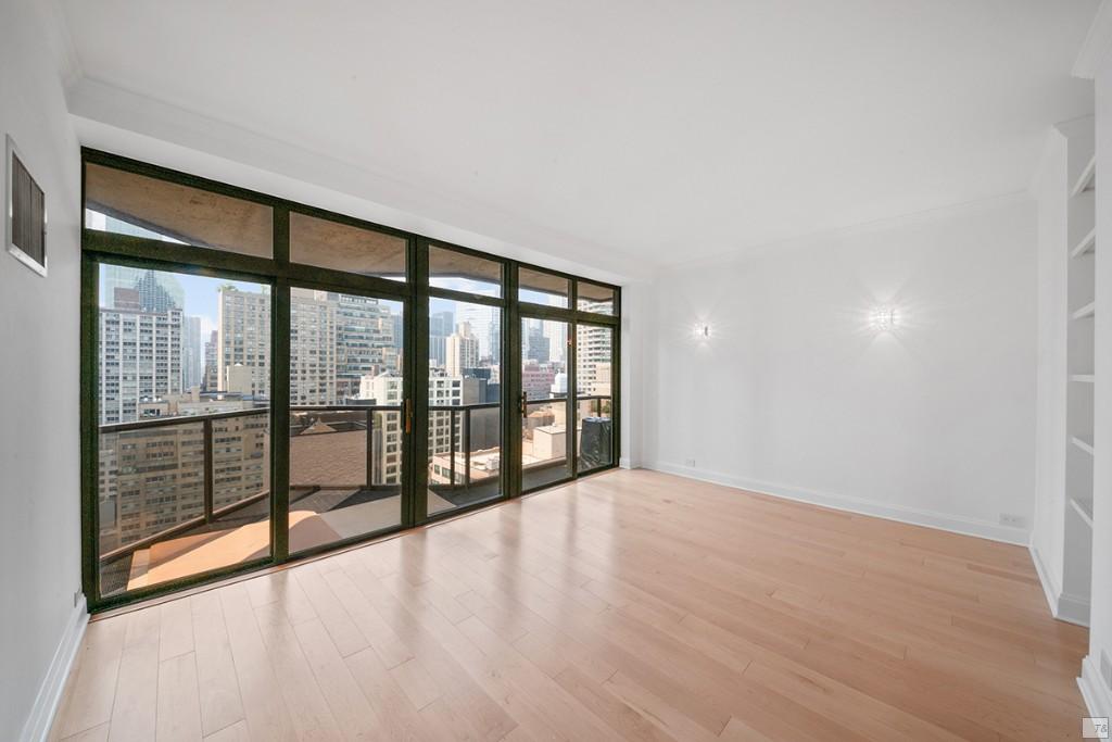 Photo 1 of 100 United Nations Plaza 25Ef, Midtown East, NYC, $14,350, Web #: 1099849647