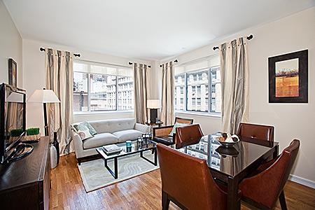 40 Gold Street 4-B, Lower Manhattan, Downtown, NYC - 2 Bedrooms  
2 Bathrooms  
5 Rooms - 