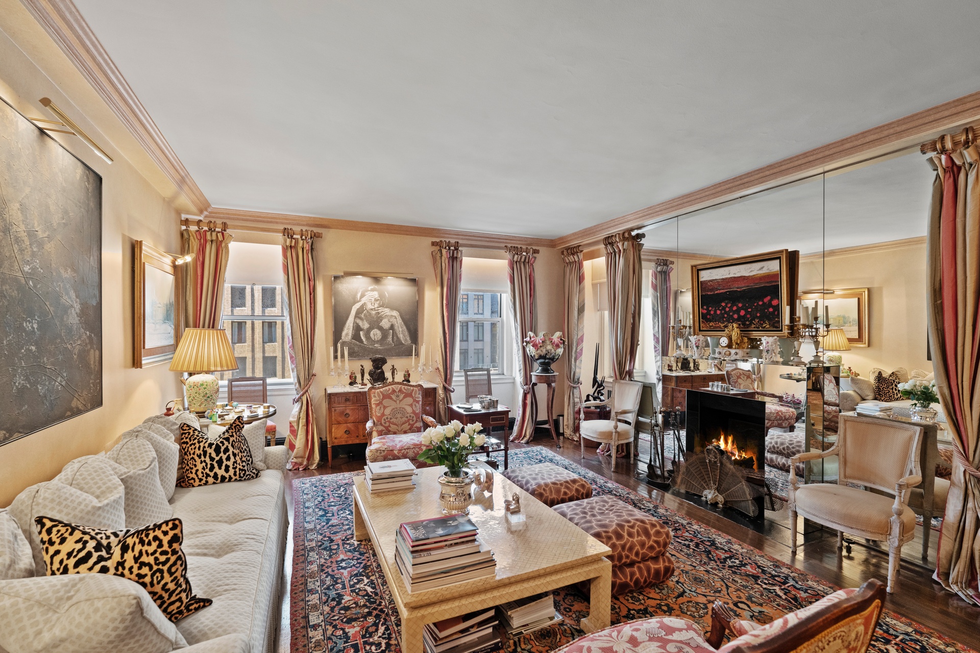 1001 Park Avenue 6-N, Upper East Side, Upper East Side, NYC - 2 Bedrooms  
2 Bathrooms  
6 Rooms - 