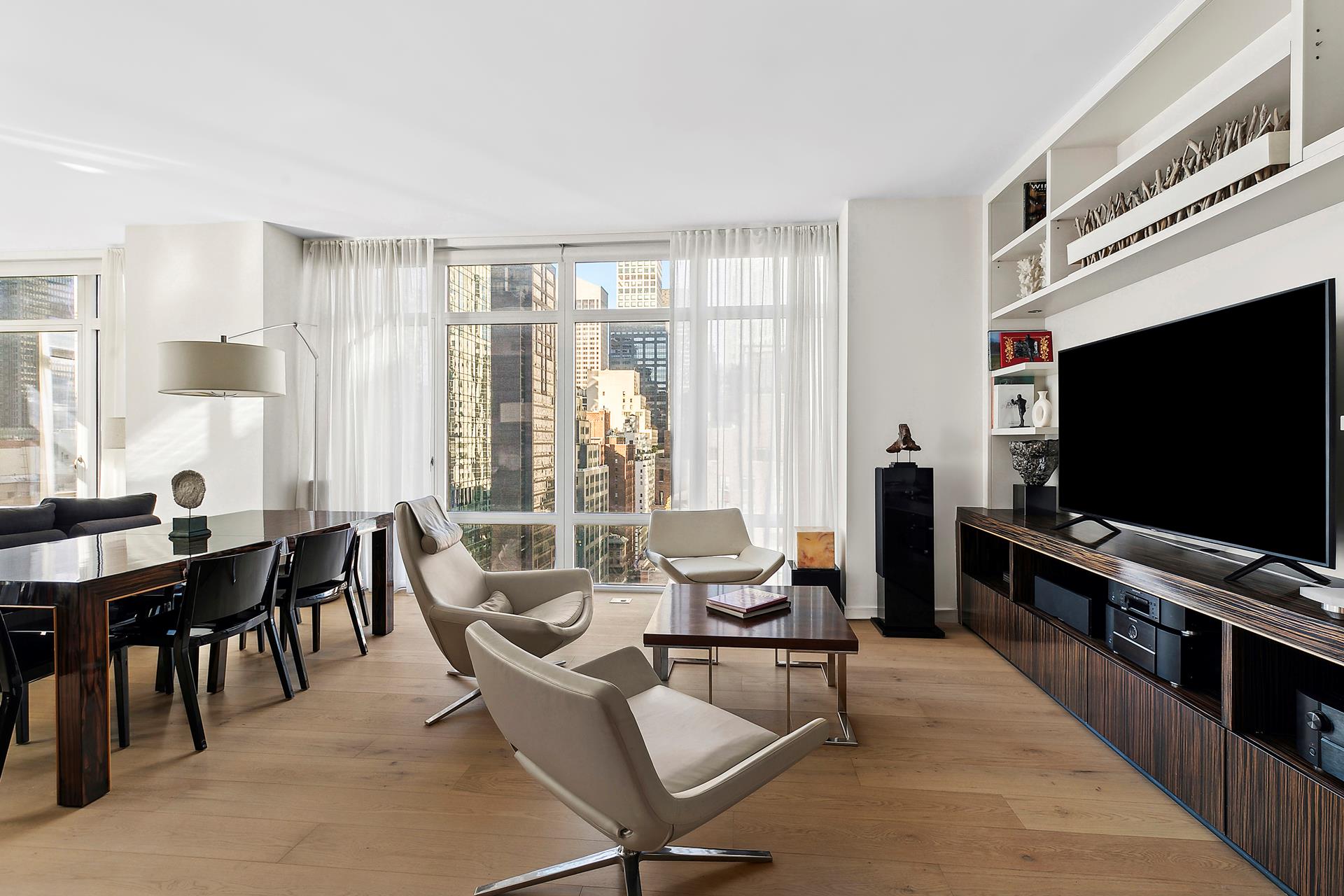 207 East 57th Street 19B, Sutton Place, Midtown East, NYC - 2 Bedrooms  
2.5 Bathrooms  
5 Rooms - 