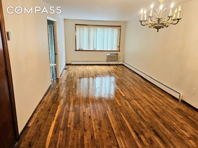 1653 West 9th Street 2, Gravesend, Brooklyn, New York - 3 Bedrooms  
1.5 Bathrooms  
6 Rooms - 