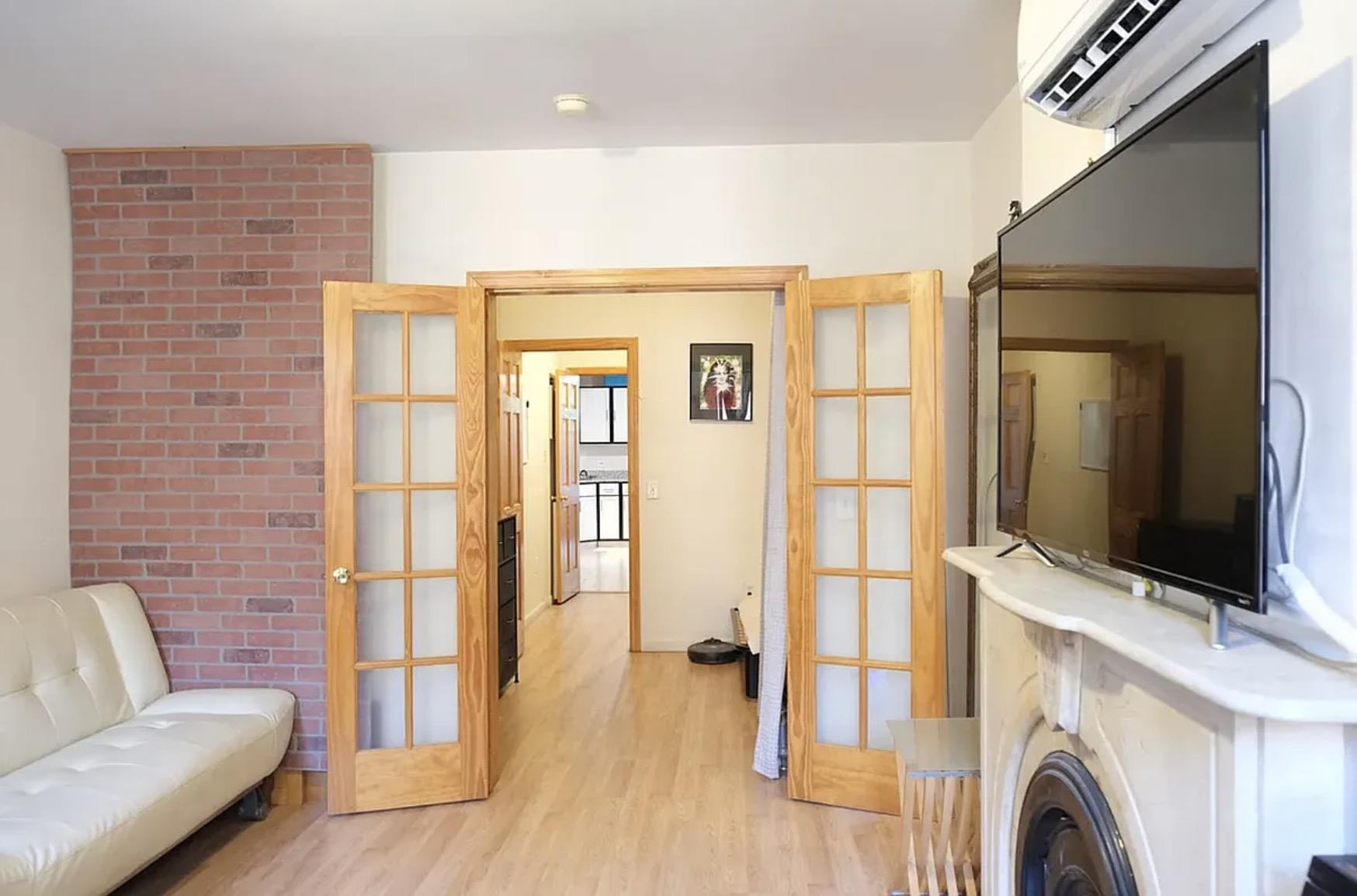 318 East 80th Street 4-S, Upper East Side, Upper East Side, NYC - 1 Bedrooms  
1 Bathrooms  
5 Rooms - 