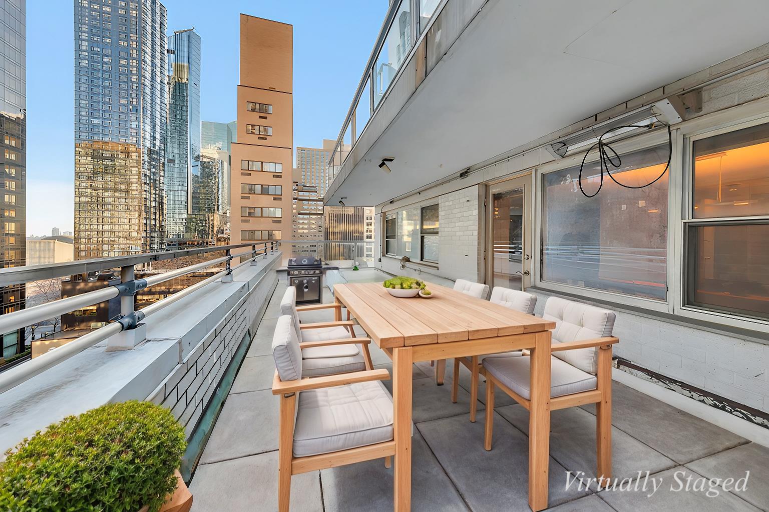 321 East 48th Street 12B, Turtle Bay, Midtown East, NYC - 2 Bedrooms  
2 Bathrooms  
4 Rooms - 