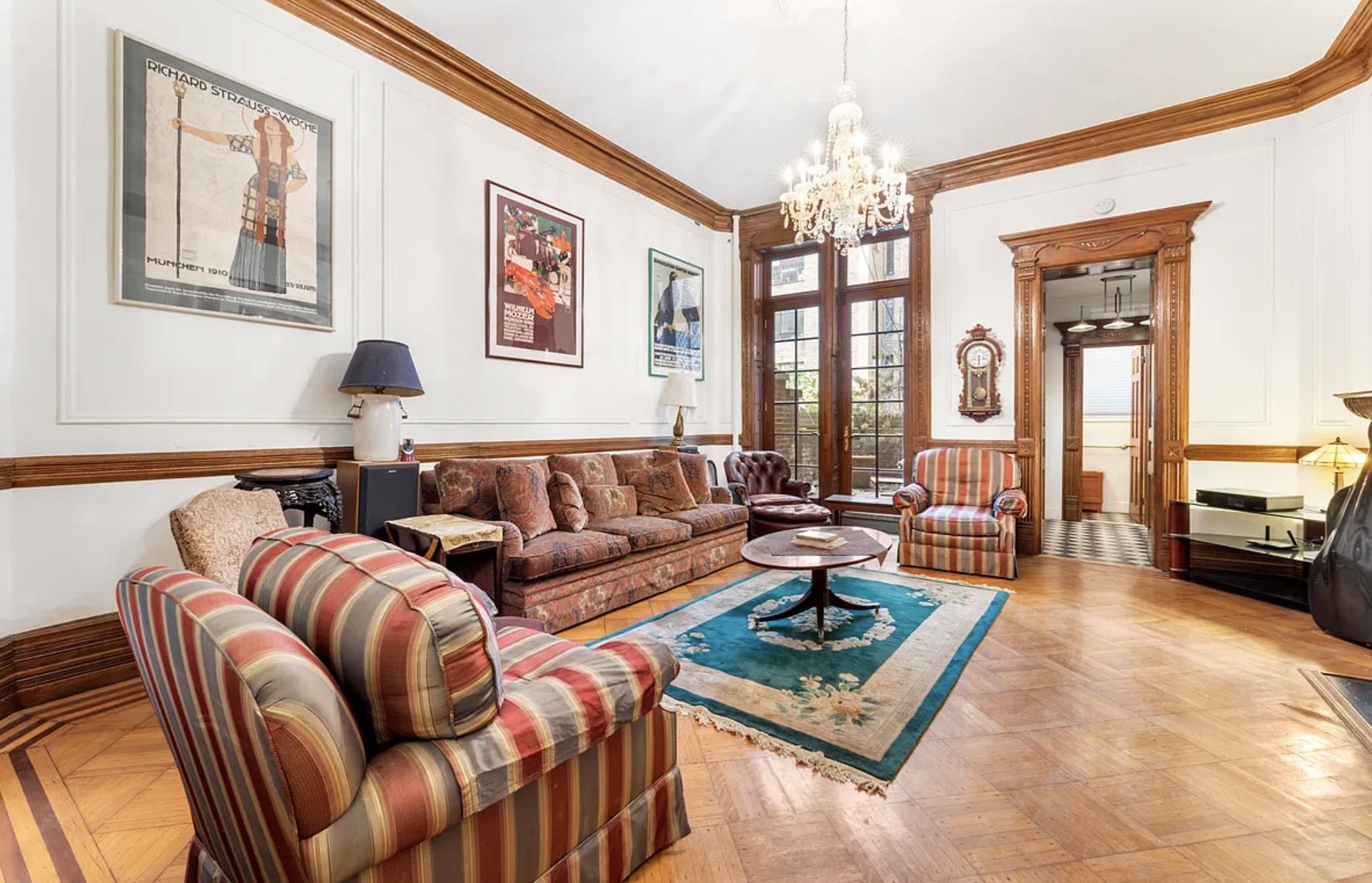 44 West 91st Street 1, Upper West Side, Upper West Side, NYC - 2 Bedrooms  
2.5 Bathrooms  
10 Rooms - 