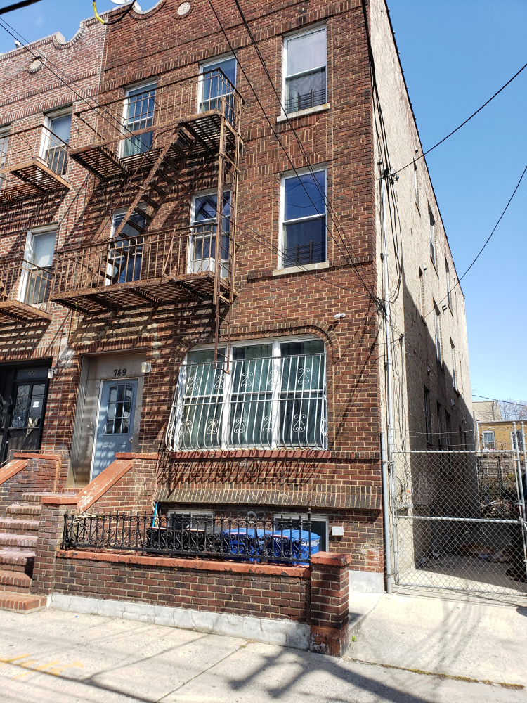 Great income producing five family semi-detached brick house in good condition for sale in Brooklyn. The building was fully renovated in 2015 and boasts eleven bedrooms, six bathrooms, and five kitchens. All apartments have quartz countertops, hardwood,  and tiled floors. They are in good condition, and each has its own thermostat, tankless heat, and hot water system. The basement is fully finished with high ceilings, tiled floors, lots of windows, and separate​​‌​​​​‌​​‌‌​‌‌‌​​‌‌​‌‌‌​​‌‌​‌‌‌ entrances.