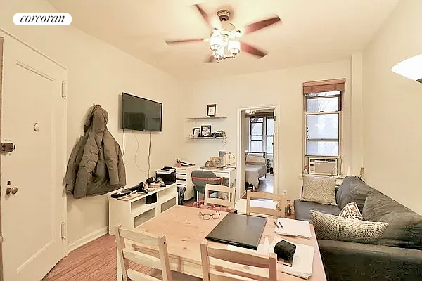 521 East 81st Street 3D, Yorkville, Upper East Side, NYC - 1 Bedrooms  
1 Bathrooms  
3 Rooms - 