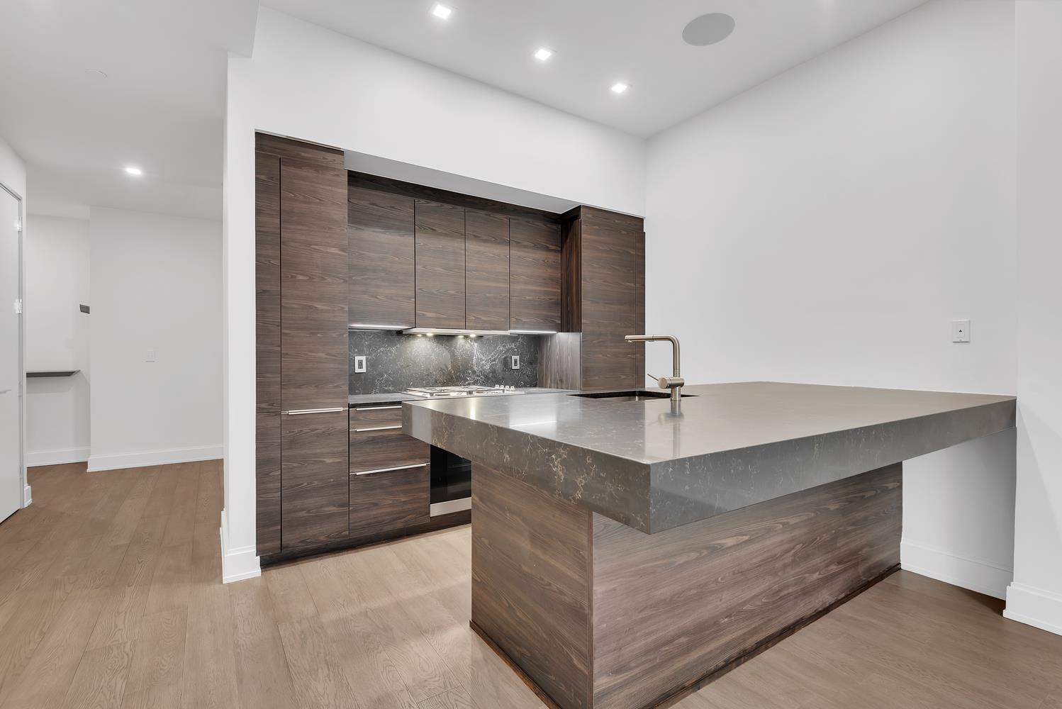 140 West 22nd Street 6A, Chelsea, Downtown, NYC - 1 Bedrooms  
2 Bathrooms  
4 Rooms - 