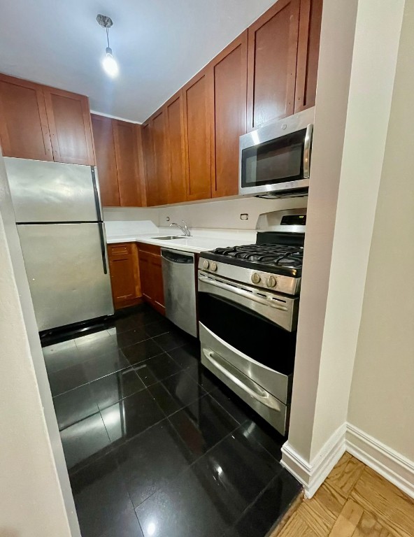 400 East 71st Street 16J, Upper East Side, Upper East Side, NYC - 1 Bedrooms  
1 Bathrooms  
3 Rooms - 