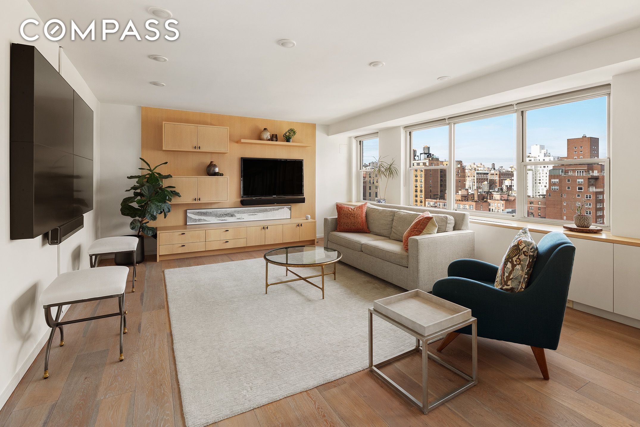 150 East 61st Street 16D, Lenox Hill, Upper East Side, NYC - 1 Bedrooms  
1.5 Bathrooms  
4 Rooms - 