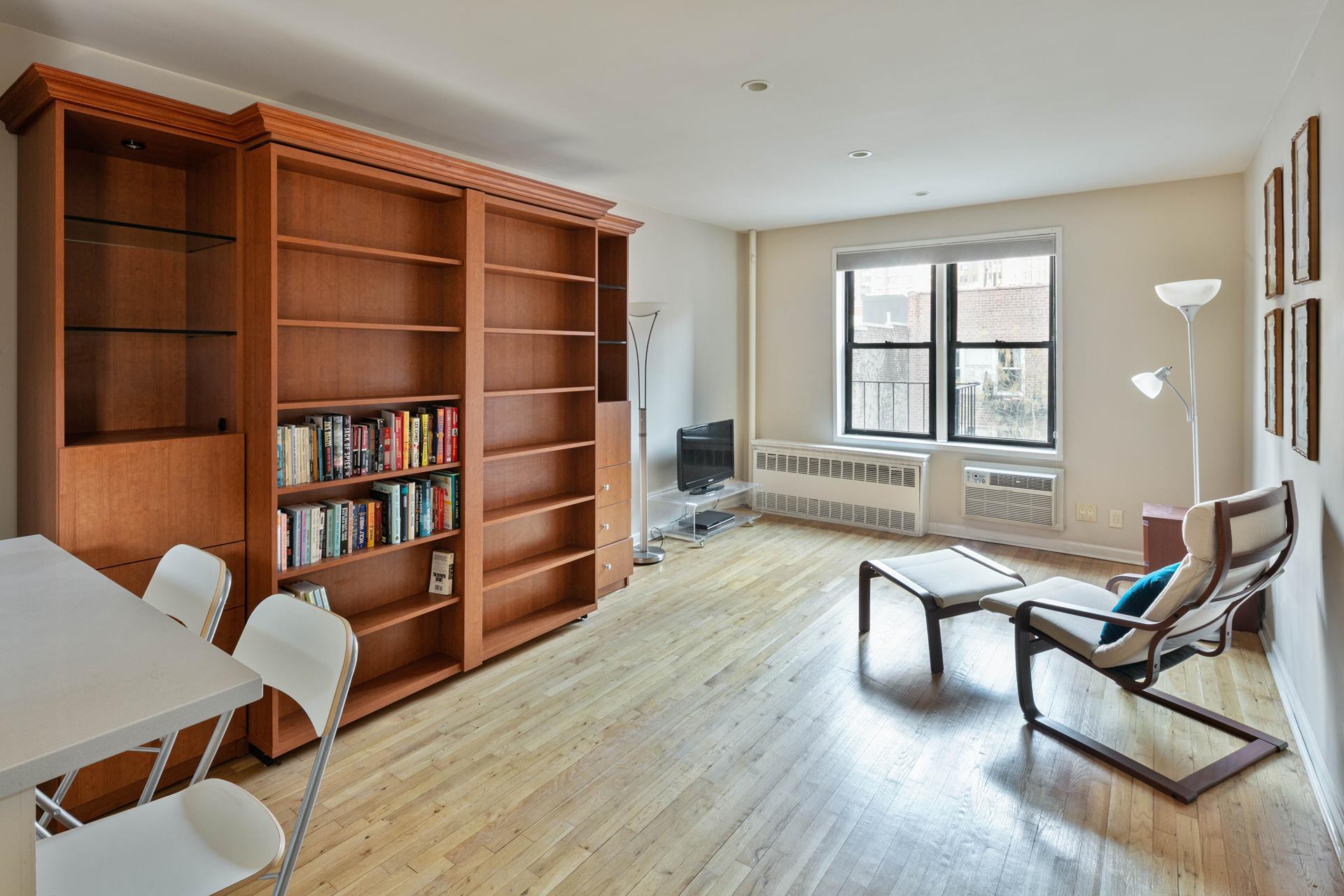 145 East 29th Street 7E, Kips Bay, Midtown East, NYC - 1 Bathrooms  
2 Rooms - 