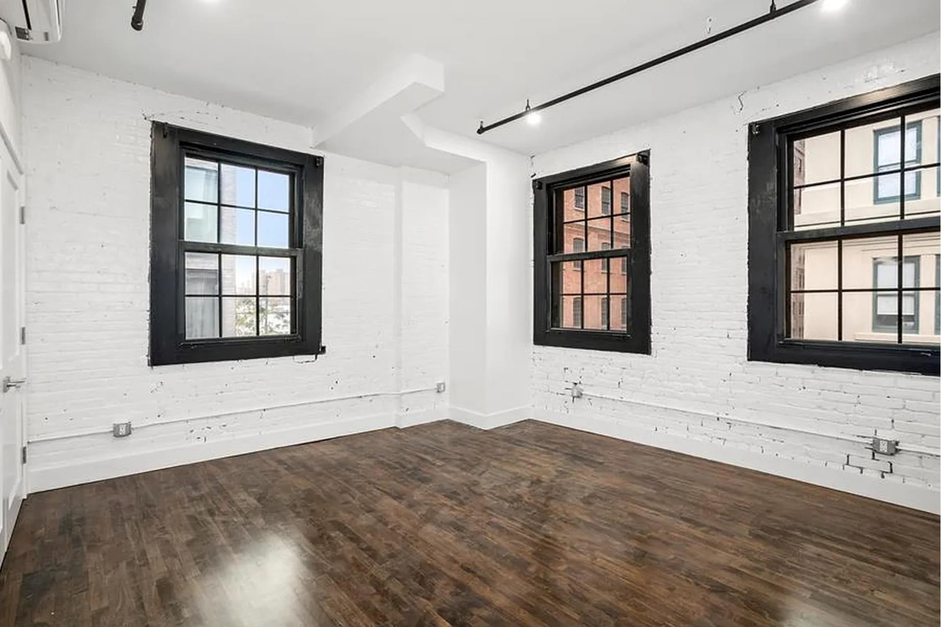 135 Plymouth Street 305B, Dumbo, Brooklyn, New York - 1 Bedrooms  
1 Bathrooms  
3 Rooms - 