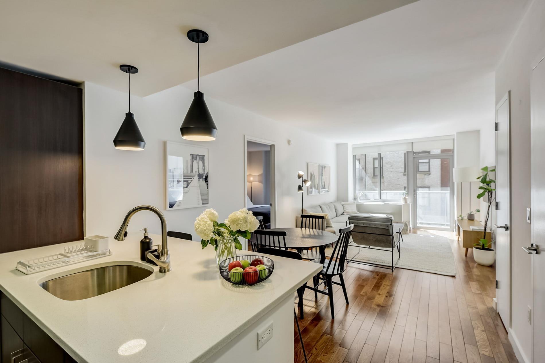 260 West 26th Street 6-S, Chelsea, Downtown, NYC - 2 Bedrooms  
2 Bathrooms  
4 Rooms - 