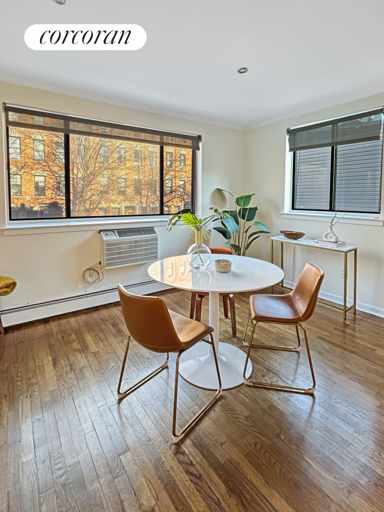 468 17th Street 2A, South Slope, Brooklyn, New York - 2 Bedrooms  
2 Bathrooms  
4 Rooms - 