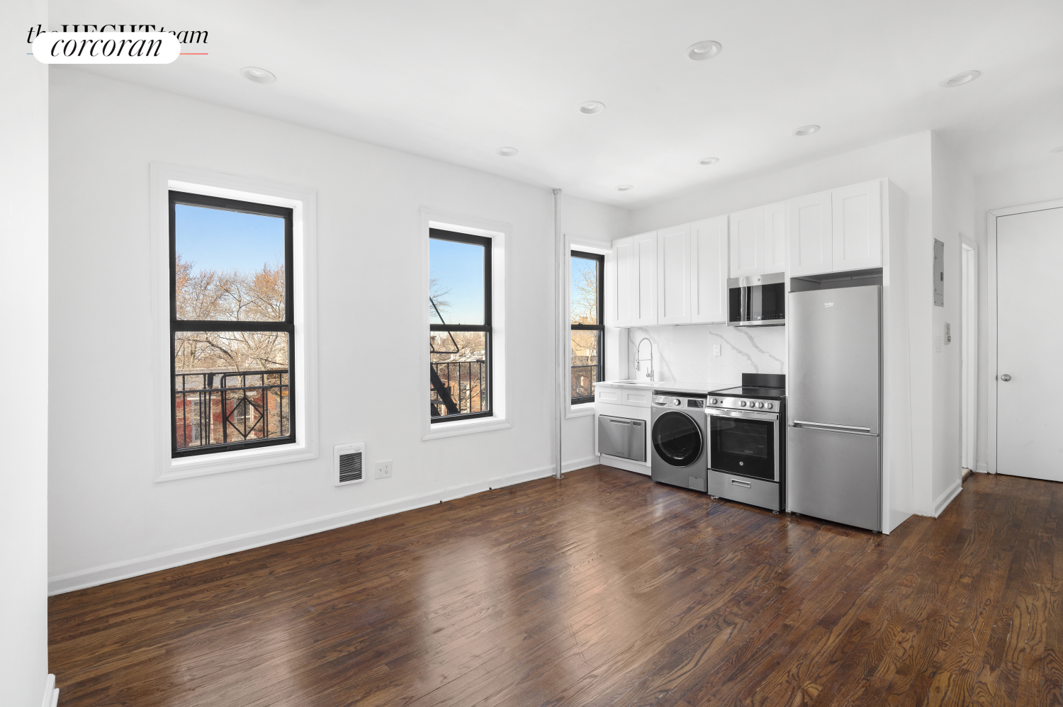 471 7th Avenue 3F, South Slope, Brooklyn, New York - 2 Bedrooms  
1 Bathrooms  
3 Rooms - 