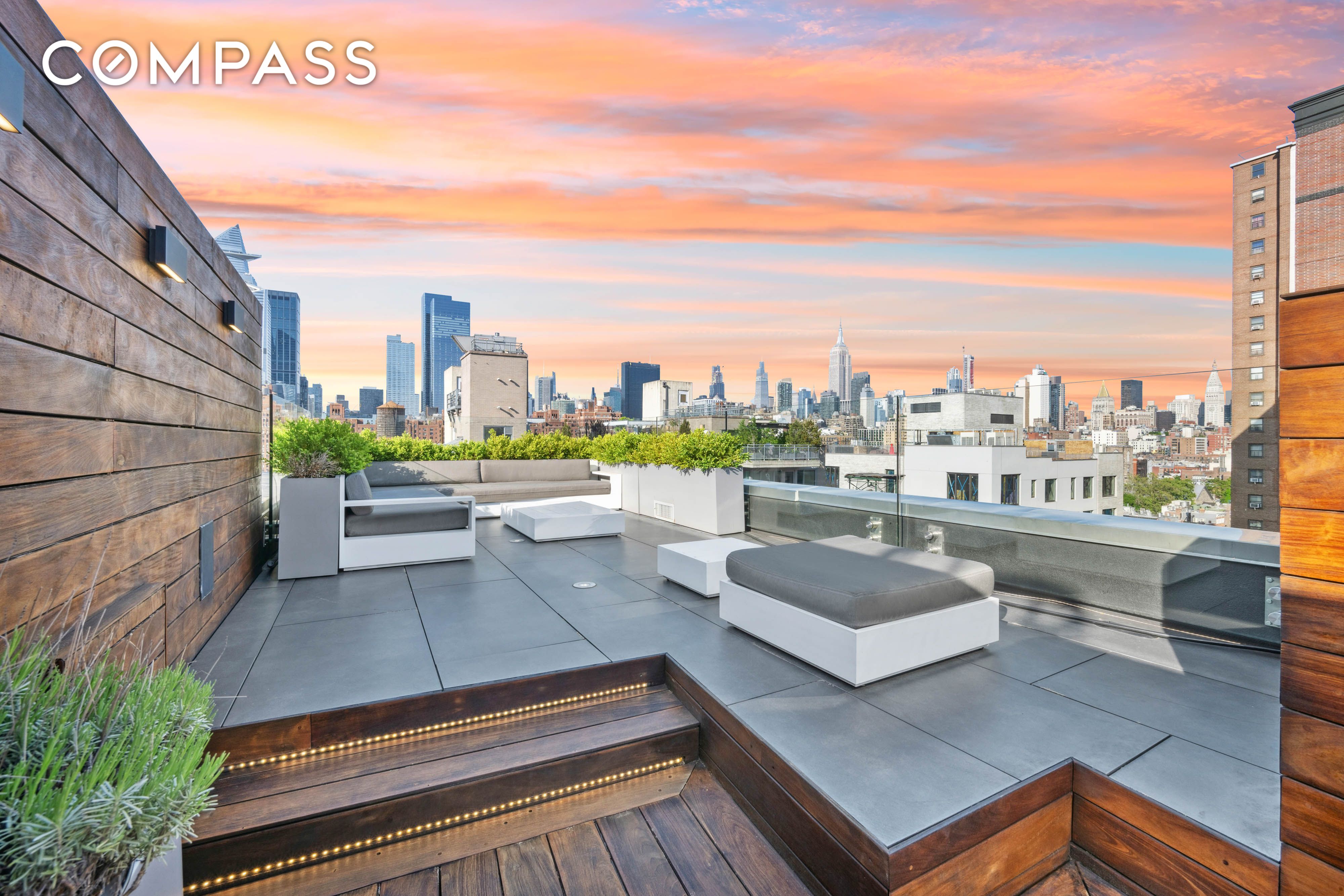 447 West 18th Street Ph12b, Chelsea, Downtown, NYC - 3 Bedrooms  
2.5 Bathrooms  
6 Rooms - 