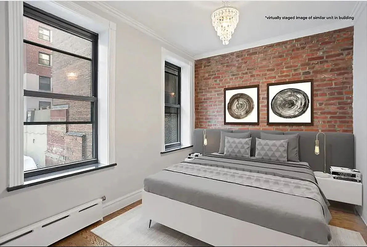 336 East 18th Street Ll, Gramercy Park, Downtown, NYC - 4 Bedrooms  
1.5 Bathrooms  
6 Rooms - 