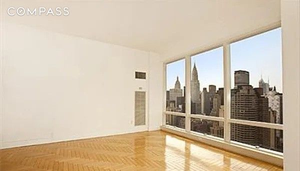 Photo 1 of 845 United Nations Plaza 56E, Midtown East, NYC, $8,750, Web #: 1100850412