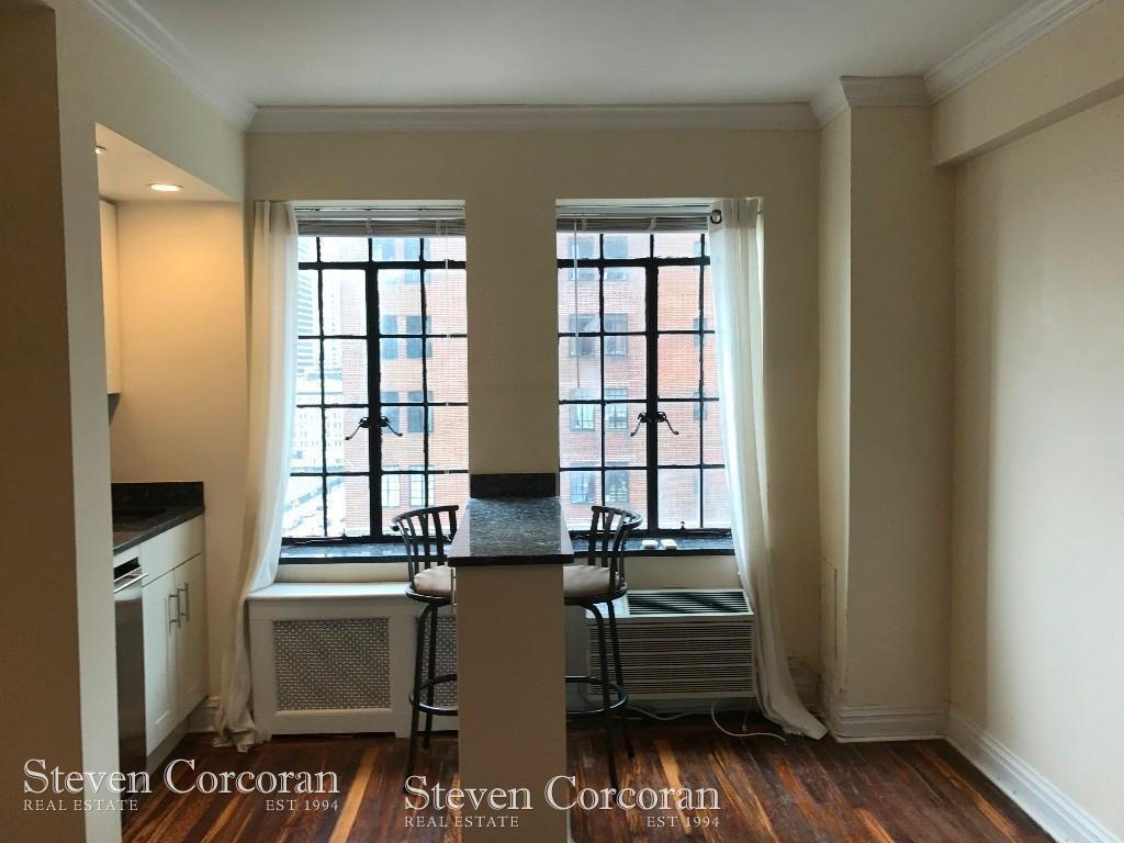 Photo 1 of 45 Tudor City Place 720, Midtown East, NYC, $2,700, Web #: 1100853621