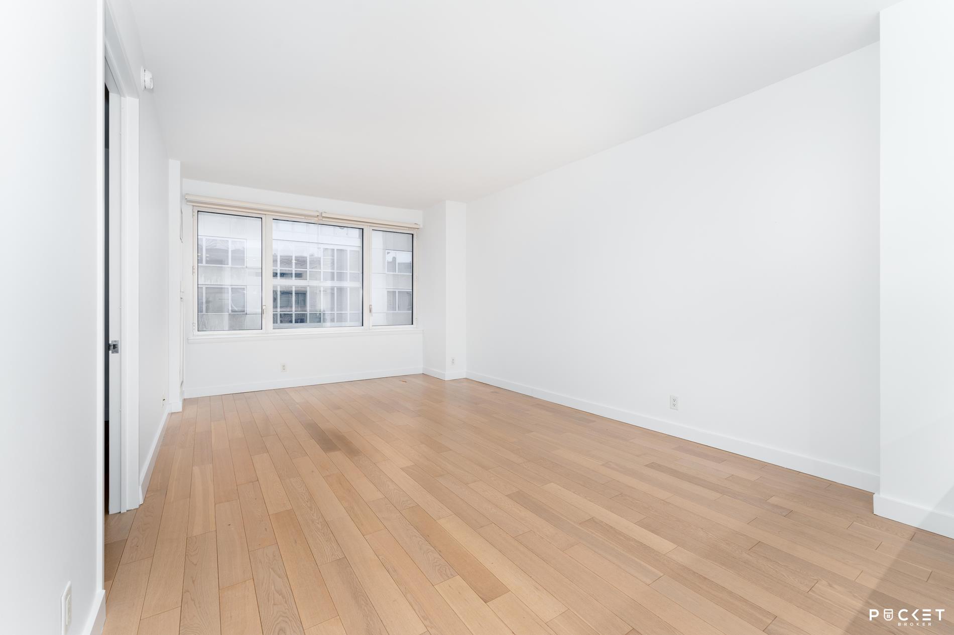 34 North 7th Street 7-E, Williamsburg, Brooklyn, New York - 1 Bedrooms  
1 Bathrooms  
3 Rooms - 