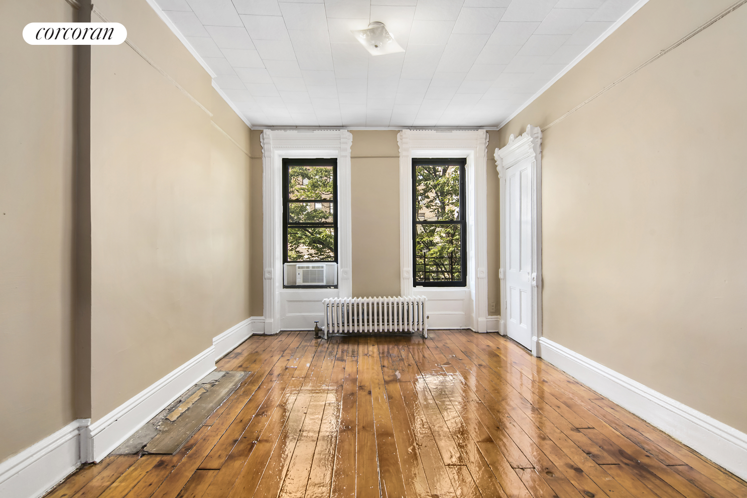 476 7th Street 2, Park Slope, Brooklyn, New York - 2 Bedrooms  
1 Bathrooms  
6 Rooms - 