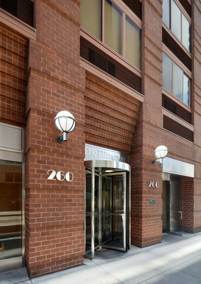 Photo 1 of 260 West 52nd Street 20-E, Midtown West, NYC, $6,124, Web #: 1100896672