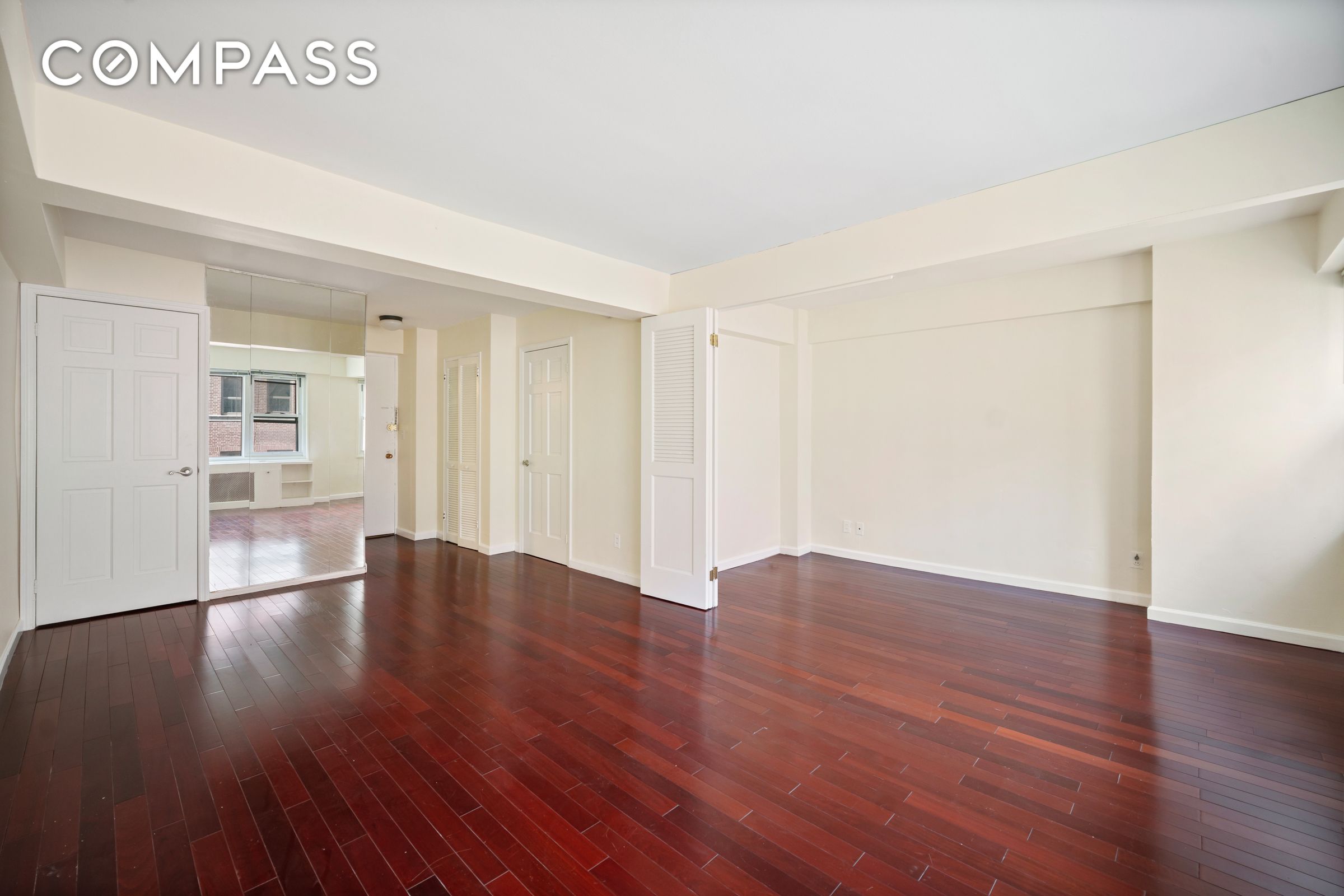 Photo 1 of 210 East 63rd Street 8, Upper East Side, NYC, $2,900, Web #: 1100921866